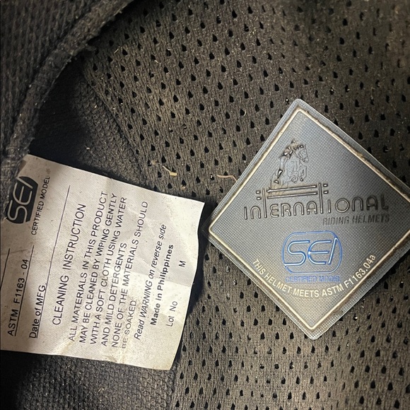 Equestrian Riding Helmet - Picture 7 of 7